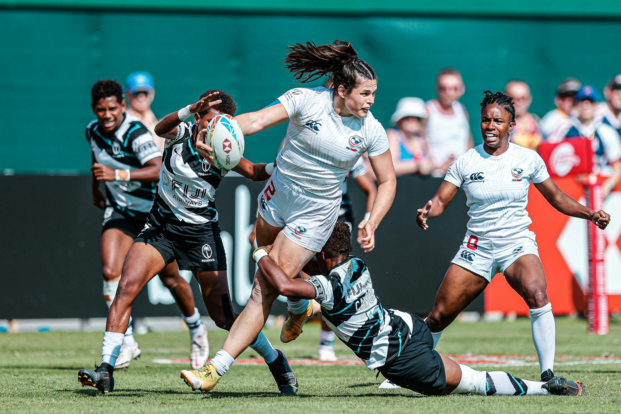 on day one of the Dubai Emirates Airline Rugby Sevens 2021 women's competition on 3 December, 2021. Photo credit: Mike Lee - KLC fotos for World Rugby